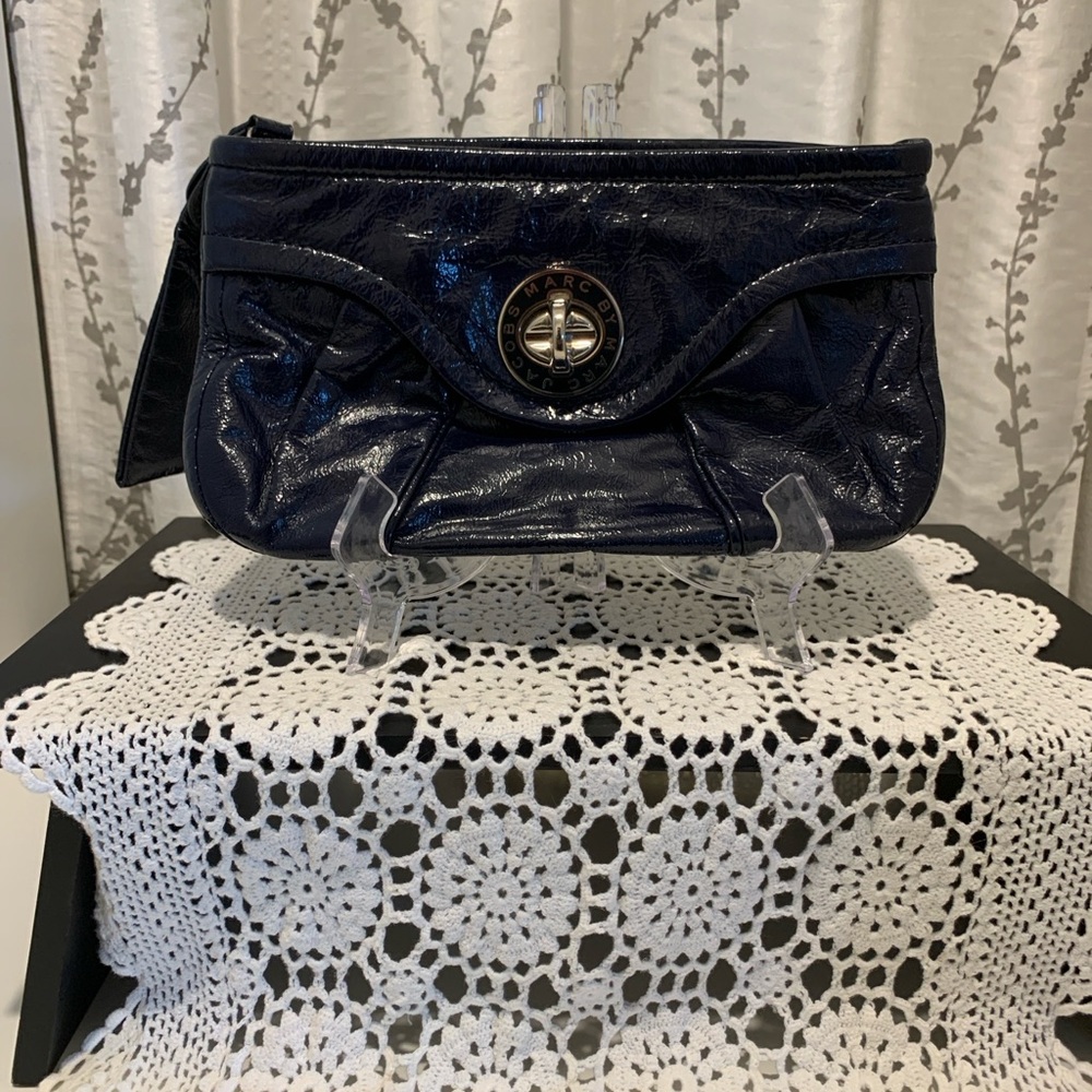 Marc by Marc Jacobs Kringle wristlet clutch